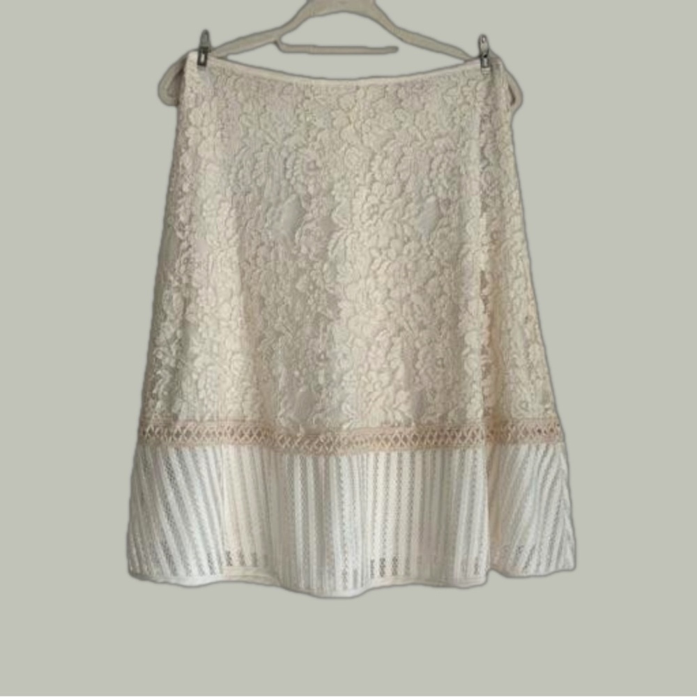 Forever 21 lace overlay lined a-line skirt size L